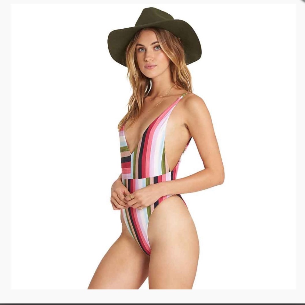 NWT boho Billabong Women's Sun Quest High Cut O…